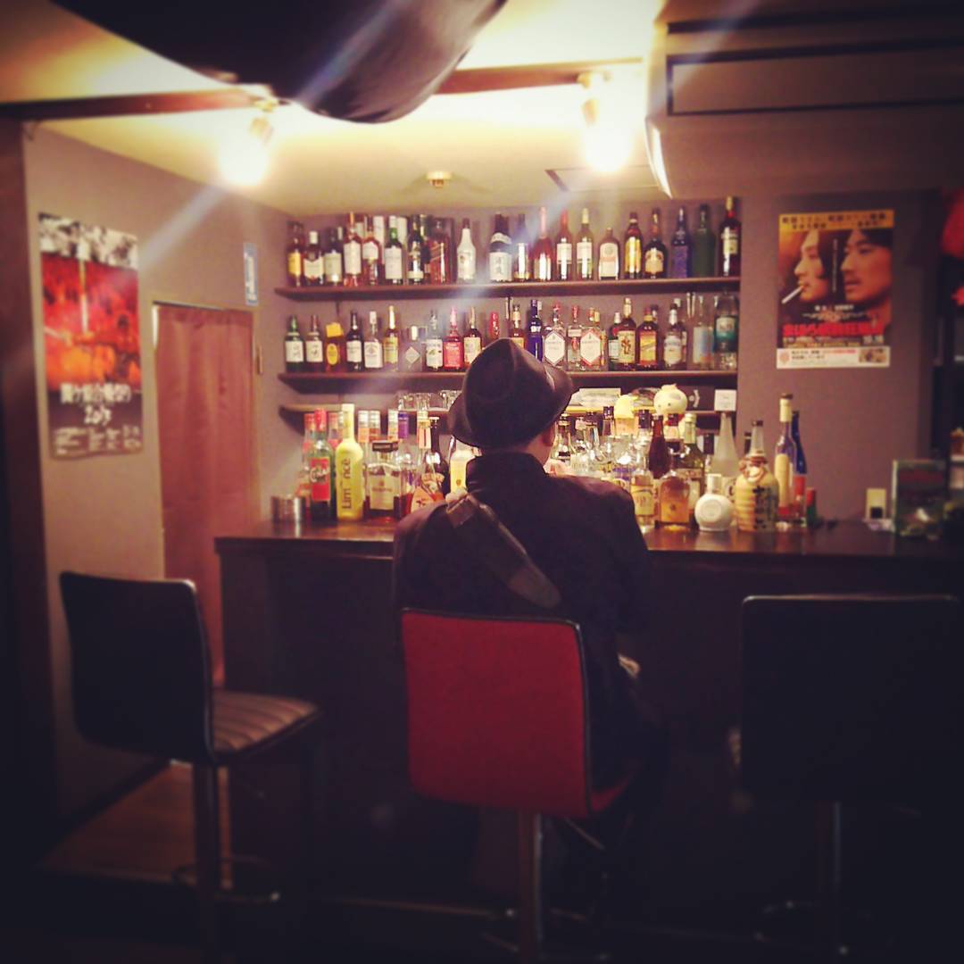 本日もお客さんいらっしゃってます。絶賛プレオープン中！ #otakubar