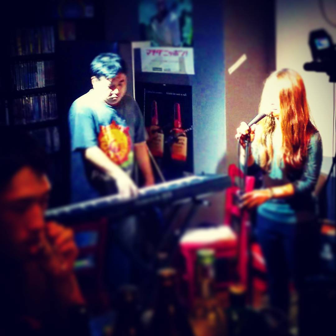 Freedom Kitchenライブ始まりました! #オタクバー #ライブ