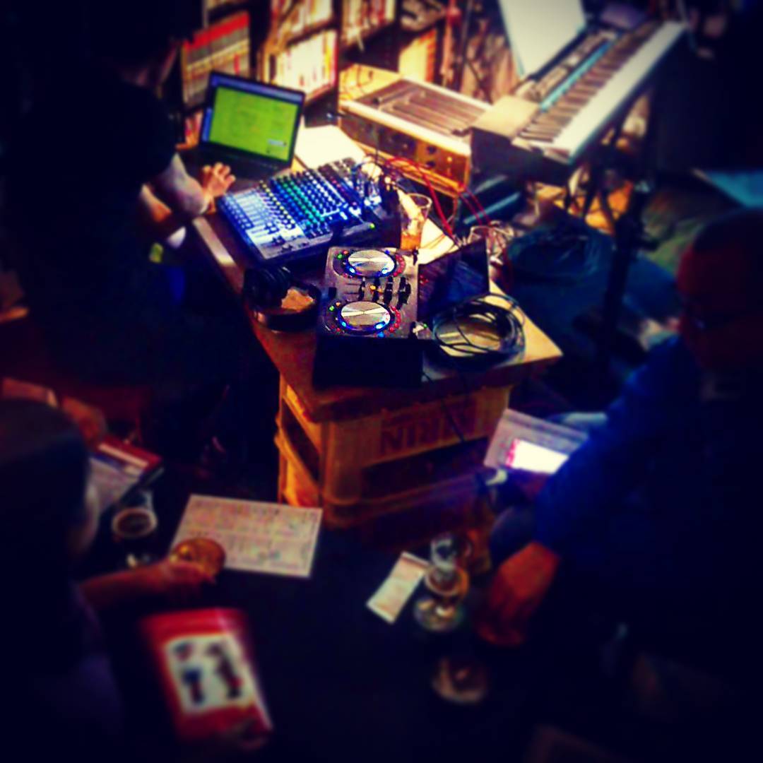 #DJ イベント、盛り上がってます♪ #オタクバー