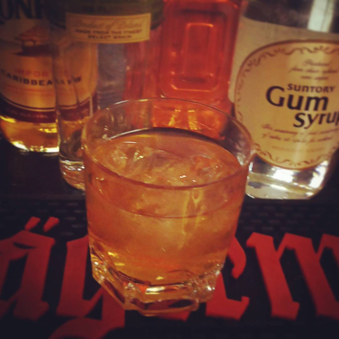 週明けの#クラブ イベント用オリジナル #カクテル 、重低音。ただ強いだけでなく。 #オタクバー #DJ