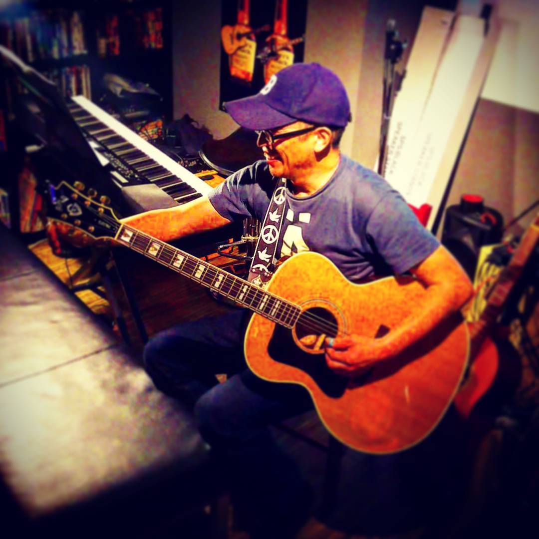 #歌っテル さん、チューニング! #オタクバー #ライブ