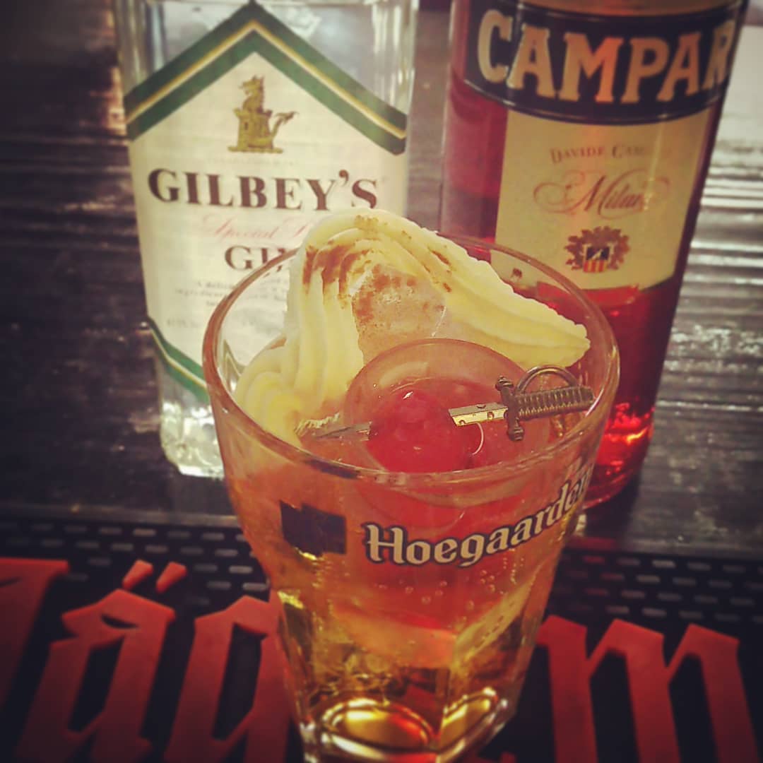 #Xmas イブの #クラブ イベント用オリジナル #カクテル 、トナカイ8頭だてソリ。 真っ赤なお鼻 #オタクバー