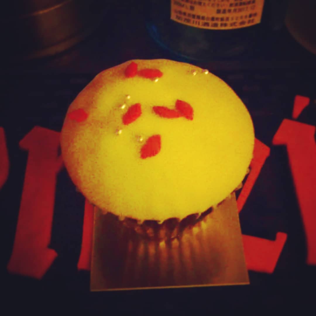 美人サンタさんが差し入れしてくれたよ！ #オタクバー