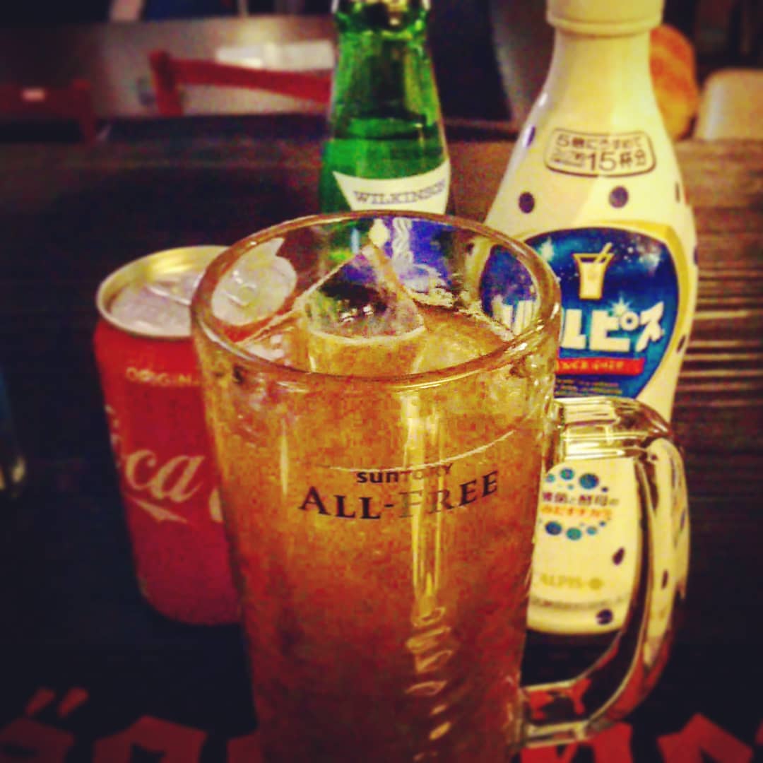 今週の #オタク イベント用オリジナル #カクテル 、 #少年ジャンプ 。子供らしいノンアルです。 #オタクバー