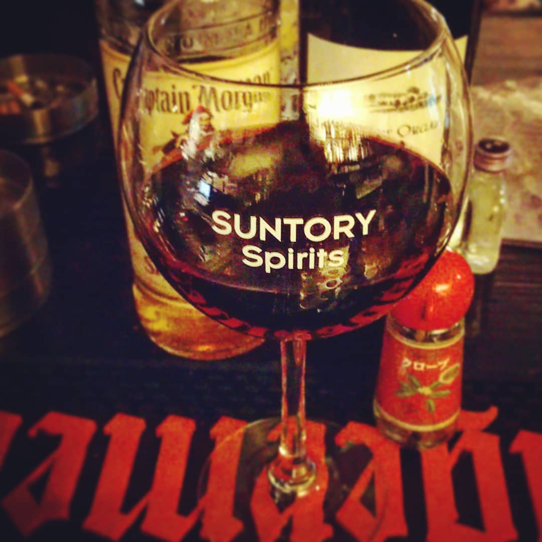 週末の #南米 #イベント 用オリジナル #カクテル 、Ricardo Villalobos。 #チリ なので #ワイン と #ラム 。 #オタクバー