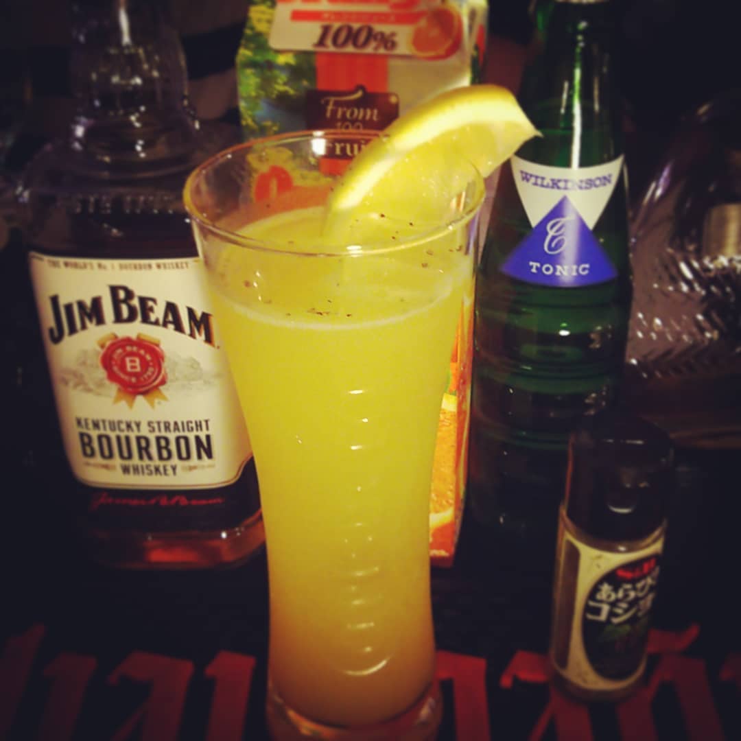 今週末の #オールマンブラザーズバンド #イベント 用オリジナル #カクテル 、#ステイツボロブルース 。 #サザンロック として。 #オタクバー