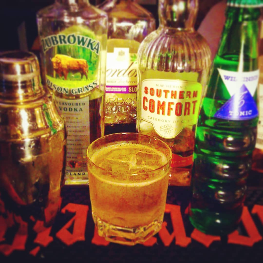 来週末の #ブラスロック #イベント 用オリジナル #カクテル 、 #25or6to4 （ #長い夜 ）。 #シカゴ です♪ #オタクバー