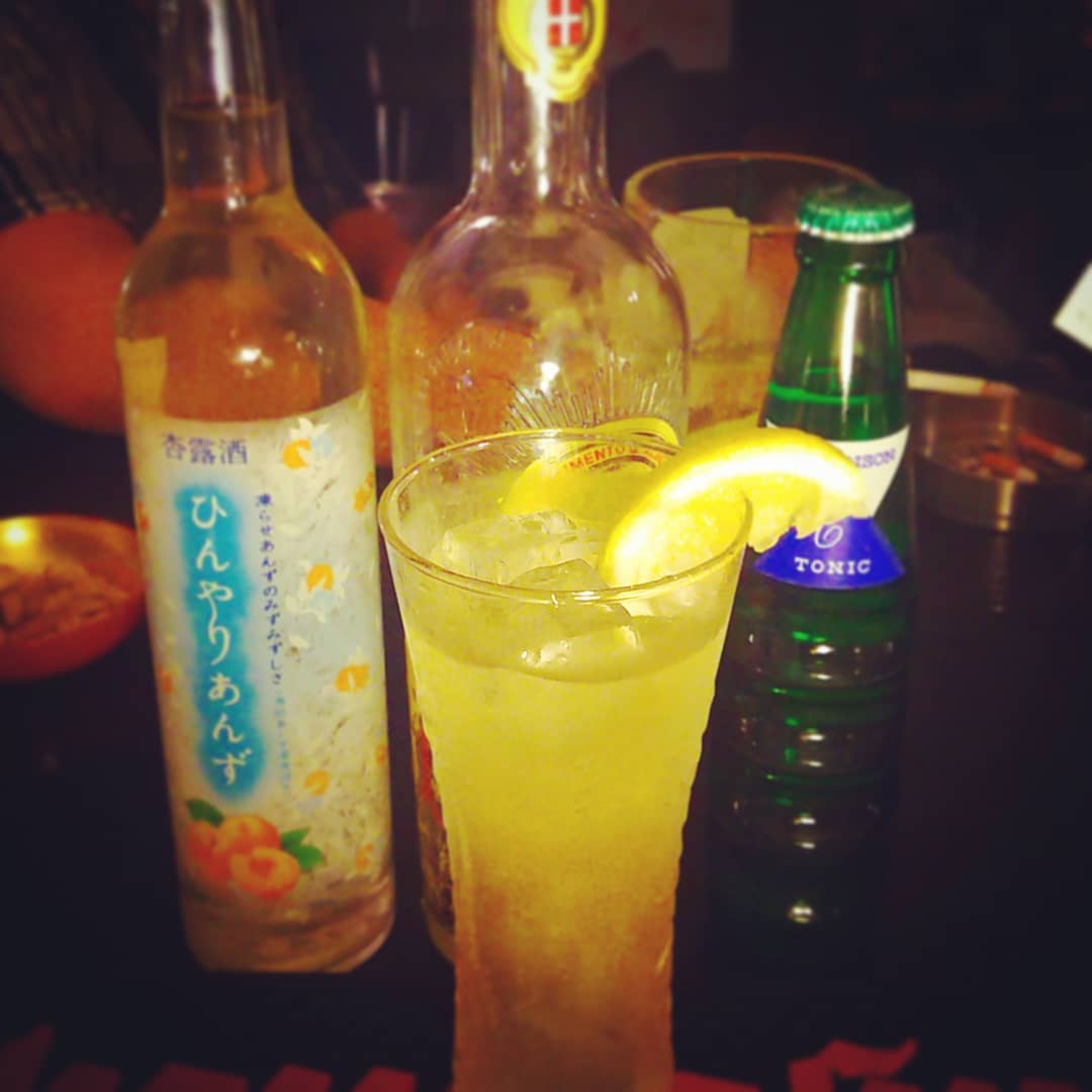 今週末の #グレイトフルデッド #イベント 用オリジナル #カクテル 、 #ChinaCatSunflower 。 #杏露酒 と #ストレガ ！ #オタクバー