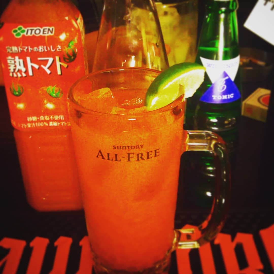 今週末の #グレイトフルデッド #イベント 用オリジナル #カクテル 、 #ScarlettBegonias 。赤い #ノンアルコール 。 #オタクバー