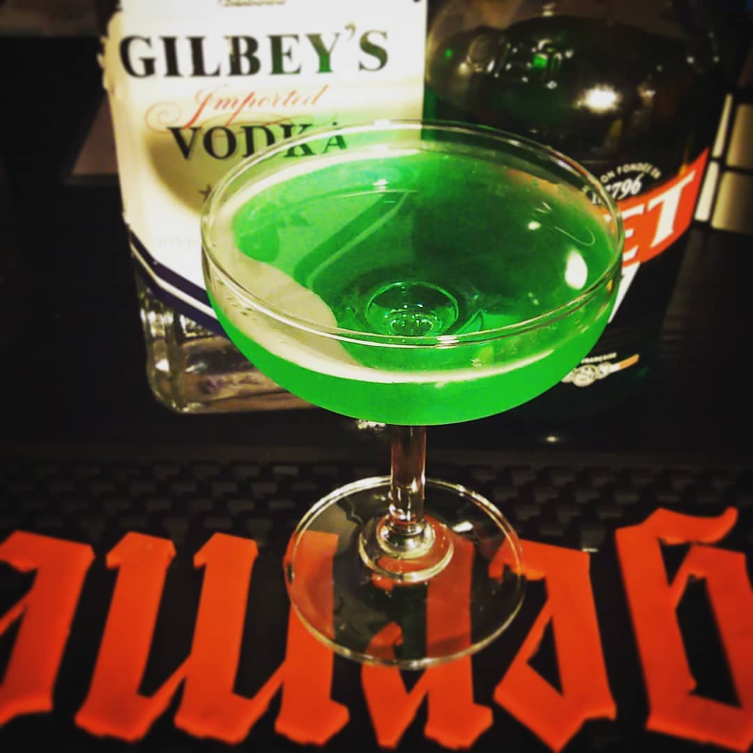 #グリーンスパイダー 、 #ミント 味です。 #カクテル #ウオッカ #オタクバー