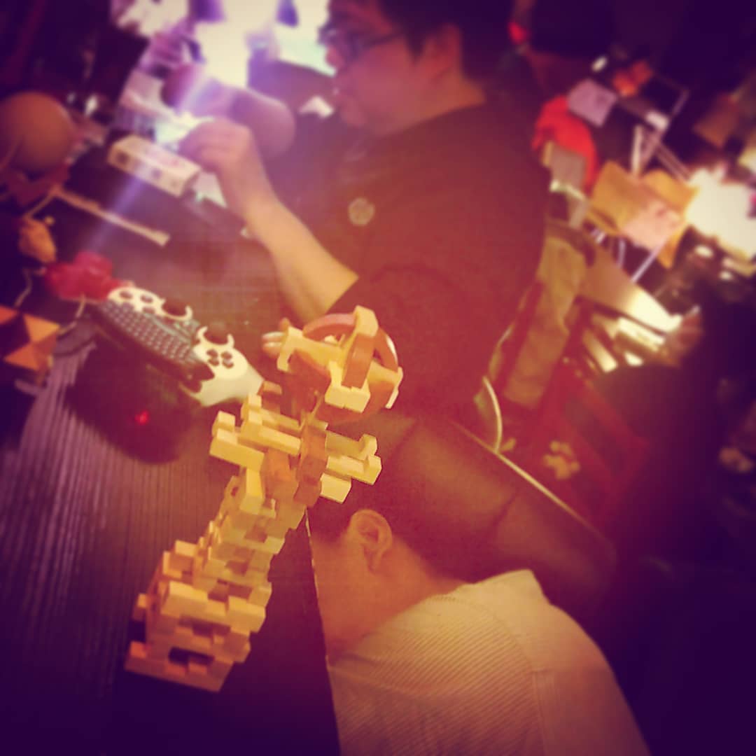 #DJ ナイト、続いてます♪ #オタクバー