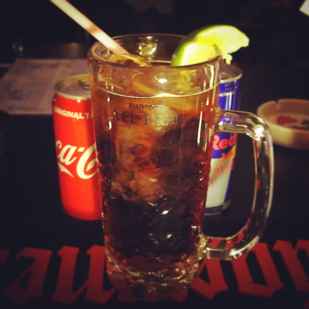 来週末の #ジャズサックス イベント 用オリジナル #カクテル 、#アートペッパー 。 #コーク ベースの #ノンアル です。 #オタクバー