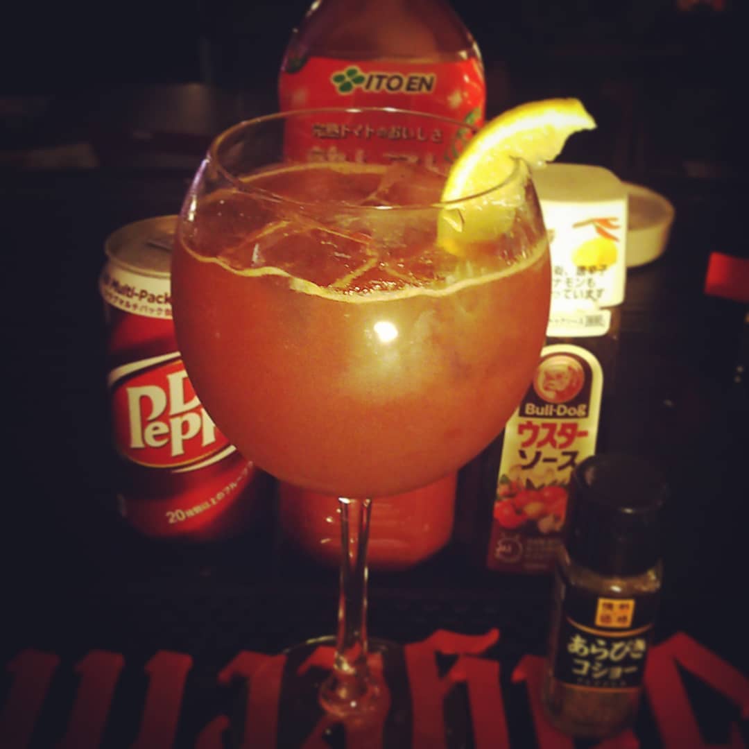 来週末の #オタクトークショー 用オリジナル #カクテル 、 #とりあえずトライしよう 。トライしまくりカクテル。 #オタクバー