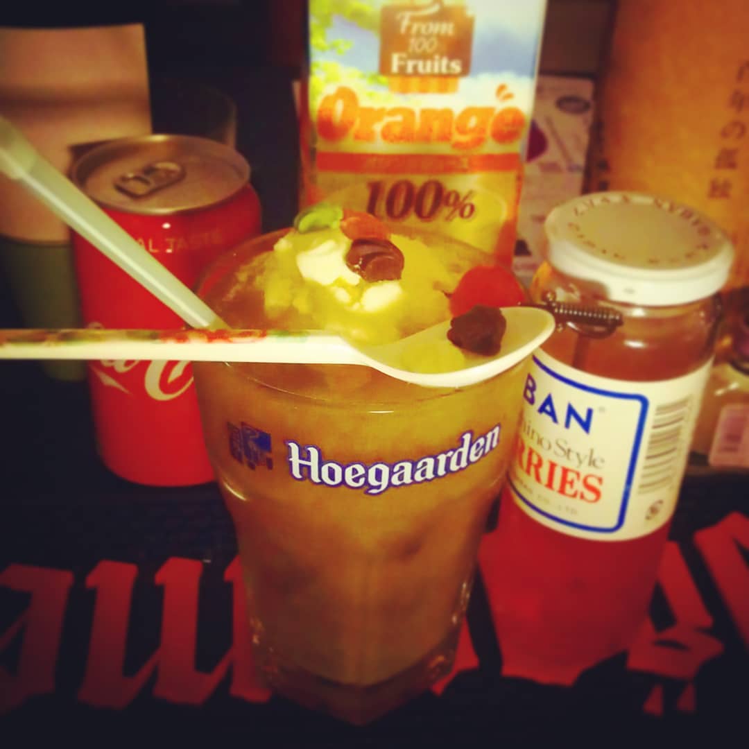 来週の #コロコロボンボン #イベント 用オリジナル #カクテル 、 #男児向マンガ雑誌 。子供が喜ぶものを集めた #ノンアル です。