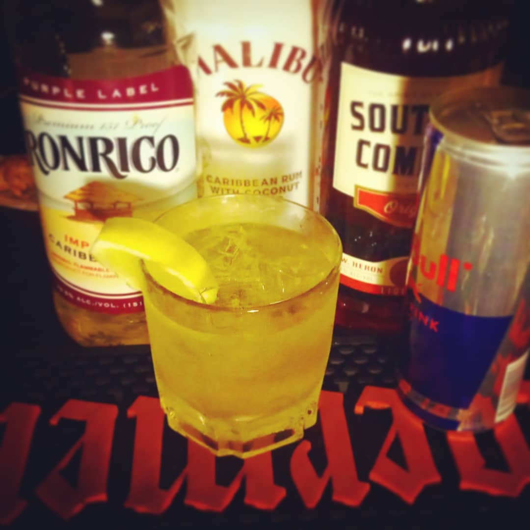 来週末の #オタク文化学 #トークイベント 用オリジナル #カクテル #動撮 。修羅場です。#オタクバー