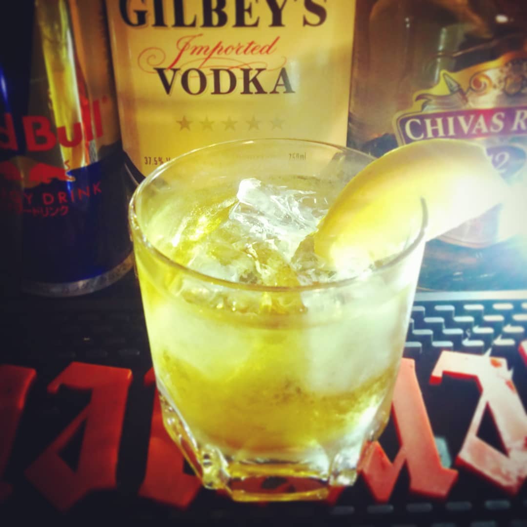 来週末の #なつぞら #トークショー #イベント 用オリジナル #カクテル、#アニメーター。#誰も寝てはならぬ #プースカフェ。#オタクバー