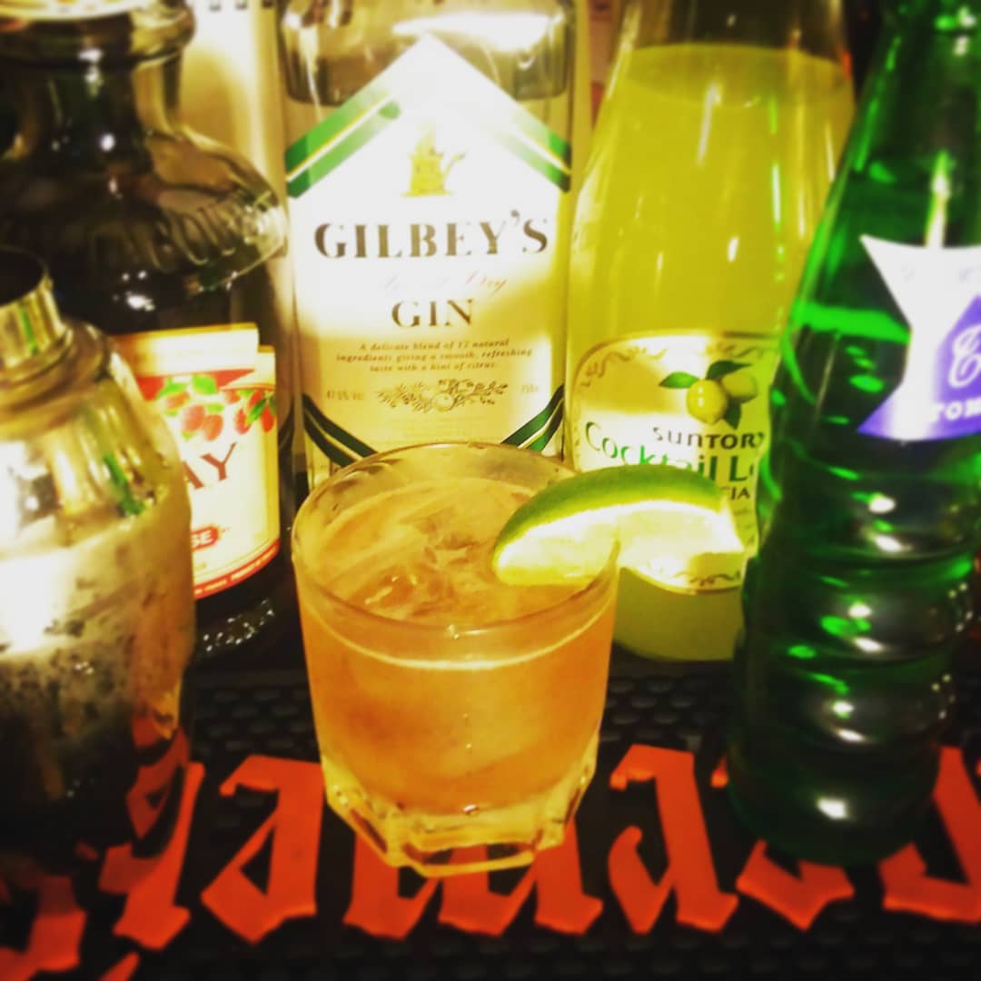 来週末の #ビートルズ特集 #イベント 用オリジナル #カクテル、#StrawberryFieldsForever。甘酸っぱい! #オタクバー