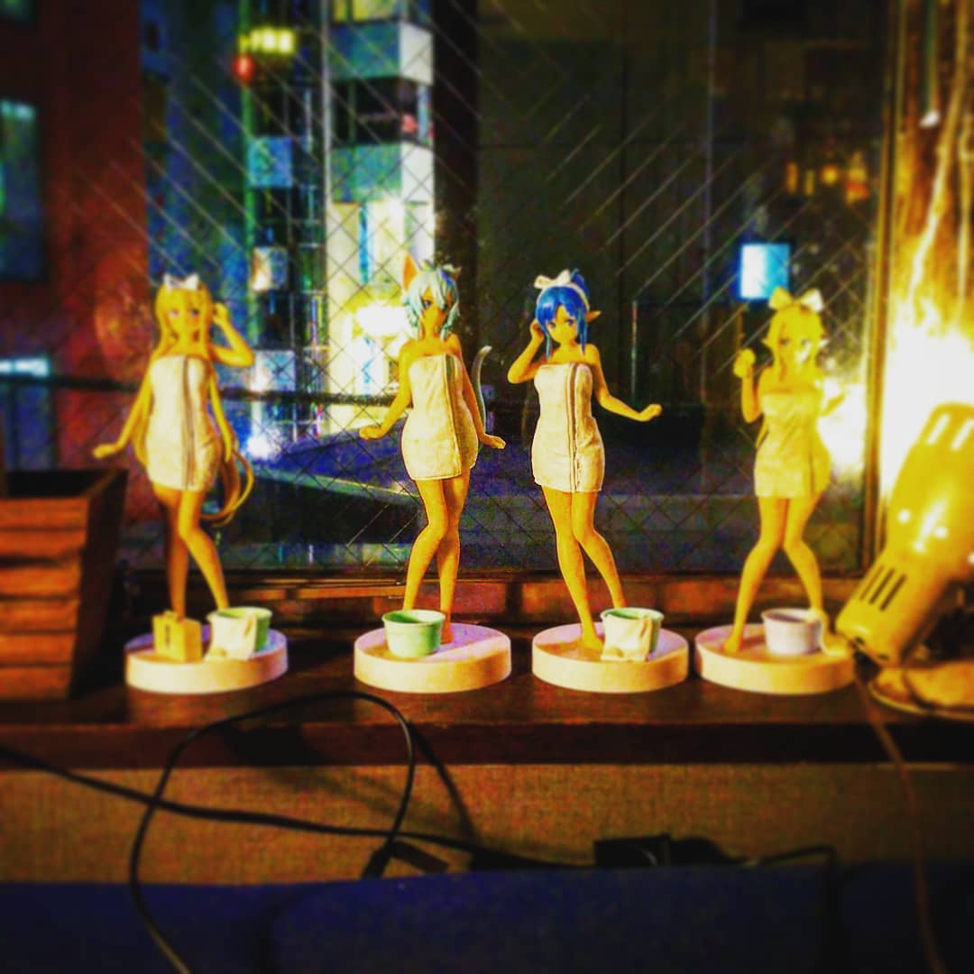 #敬老の日 も近づきハッスルハッスル! #開店です♪ #オタクバー