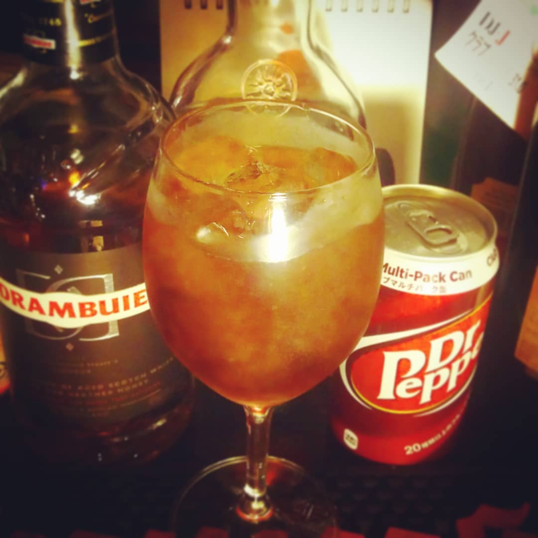 今週末の #オタク文化学「#海外のアニメーションと日本のアニメ現場」用オリジナル #カクテル、#フル3DCGアニメ。Dから始まる3種のドリンクが材料! #オタクバー