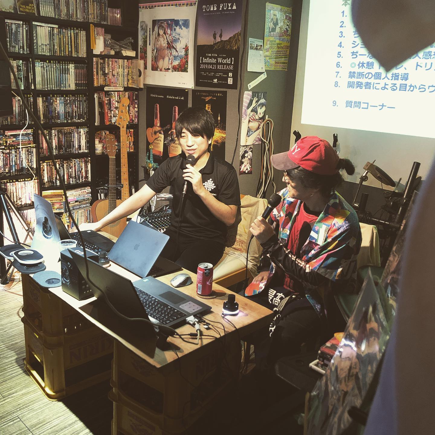 左手デバイス紹介イベント開始致しました(´﹀`) #オタクバー #左手デバイス