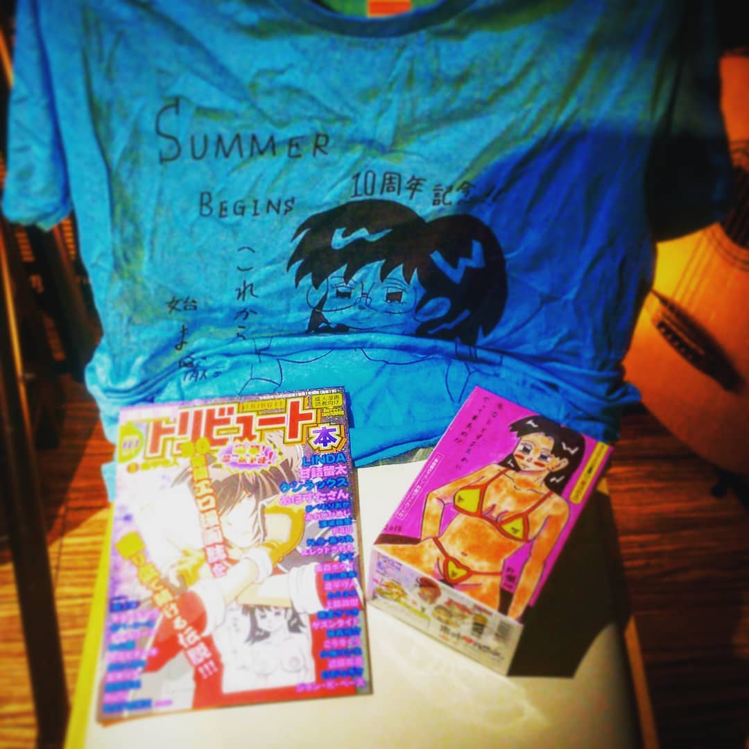 つわものどもの夢のあと、1時間遅れで開店です! #オタクバー #三峯徹