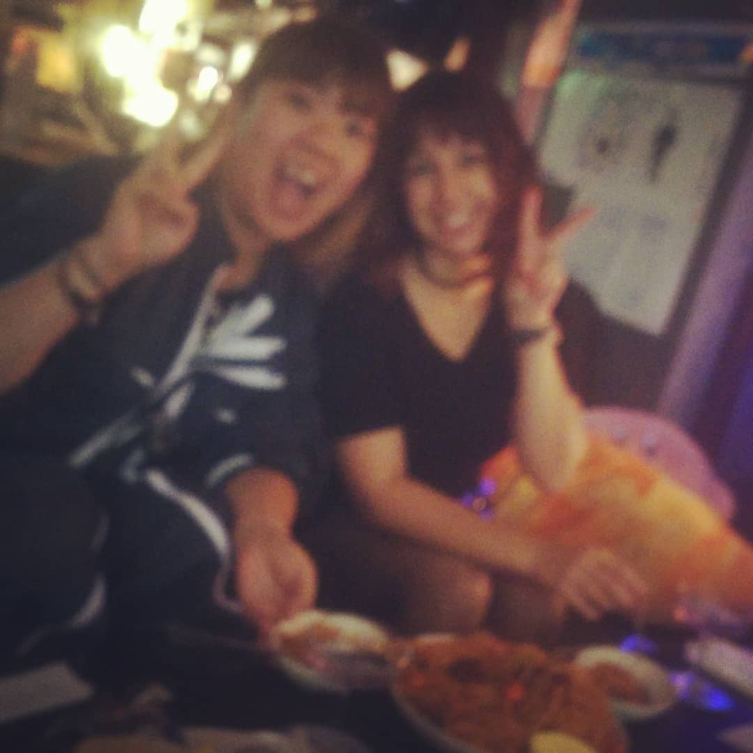 なんと #ボストン からのお客様! #セーラームーン カクテルと #カリオストロの城風スパゲティ をご注文いただきました! 開店してめす♪ #オタクバー