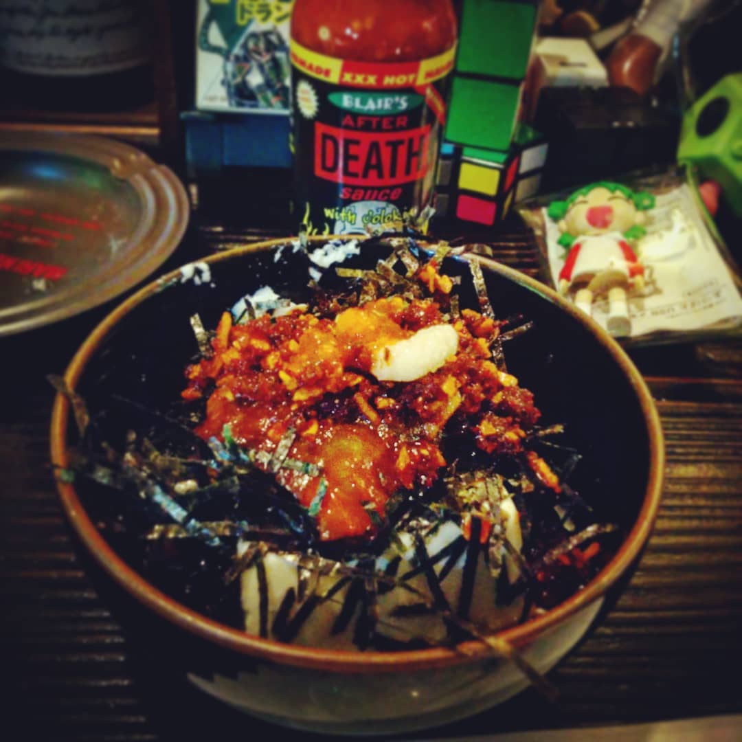 本日のまかない、ちょい辛偽ウルトラ冷奴