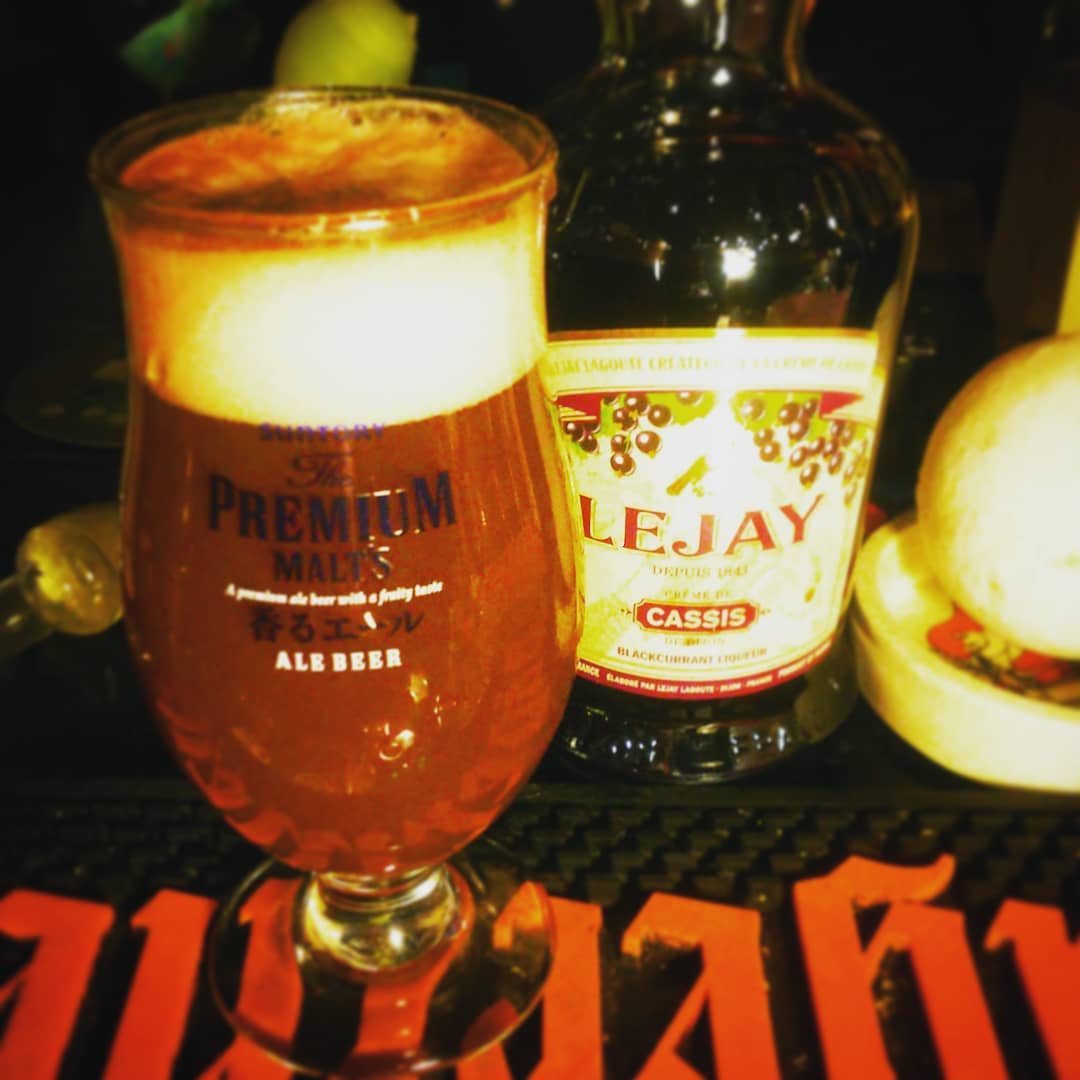 #定番カクテル #カシスビール。甘苦くて美味しい! #オタクバー