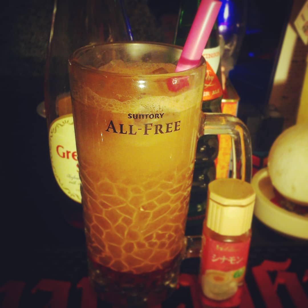 来週末の #イベント 用 #オリジナルカクテル、#暁の提督業。#タピオカ を艦砲弾に見立てた #ノンアルコール。#オタクバー