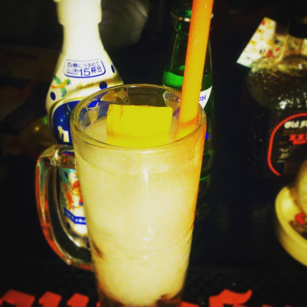 今週末の #USAバンド特集 用 #オリジナルカクテル、#ヴェルヴェッツ。白い #ノンアル です。#オタクバー