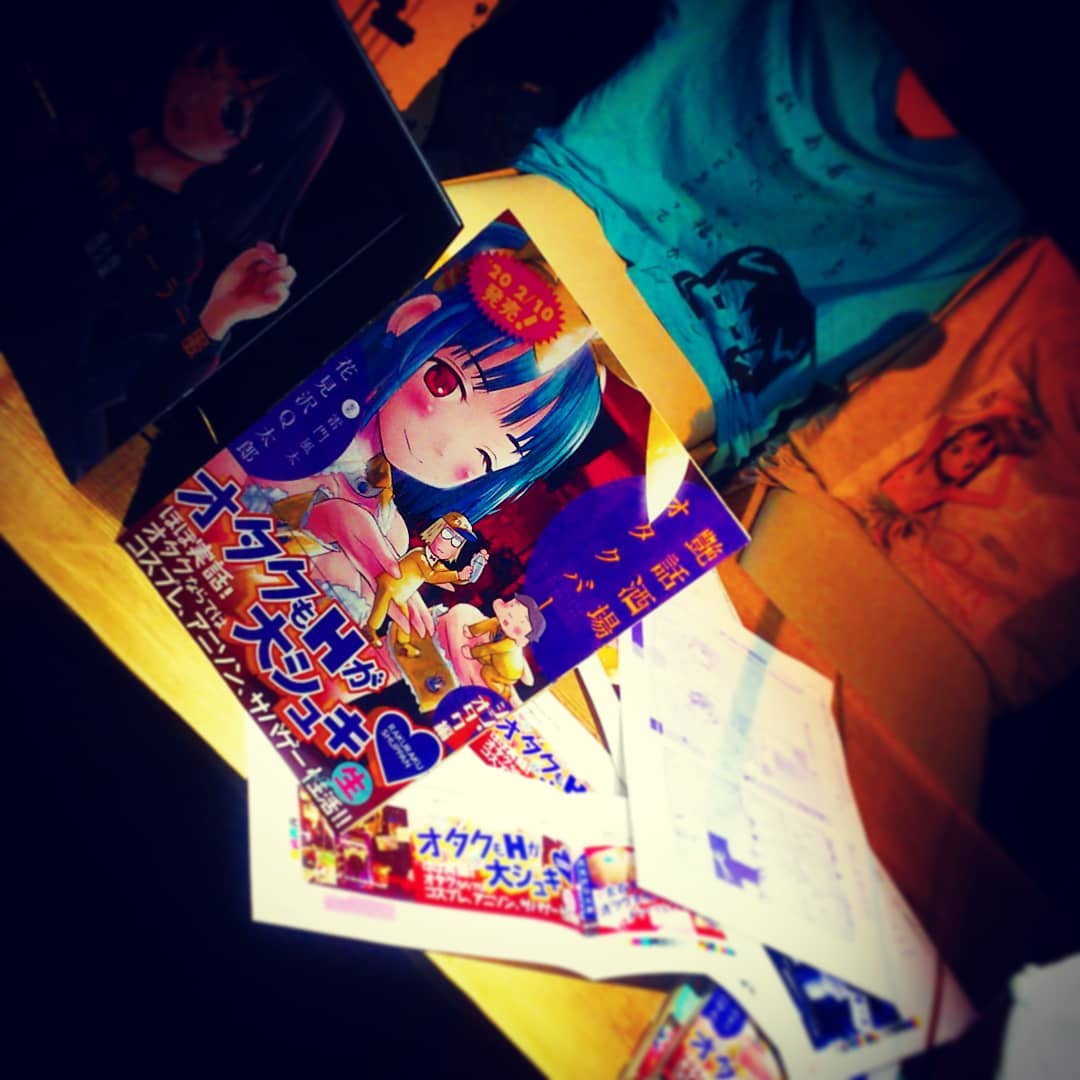 本日は店長・#雷門風太 2冊目の単行本「#艷話酒場オタクバー シン・オタク編」発売記念トーク! 作画の #花見沢Q太郎 さんや担当編集さんとの裏話、#サイン会 もあります。開店です♪ #オタクバー