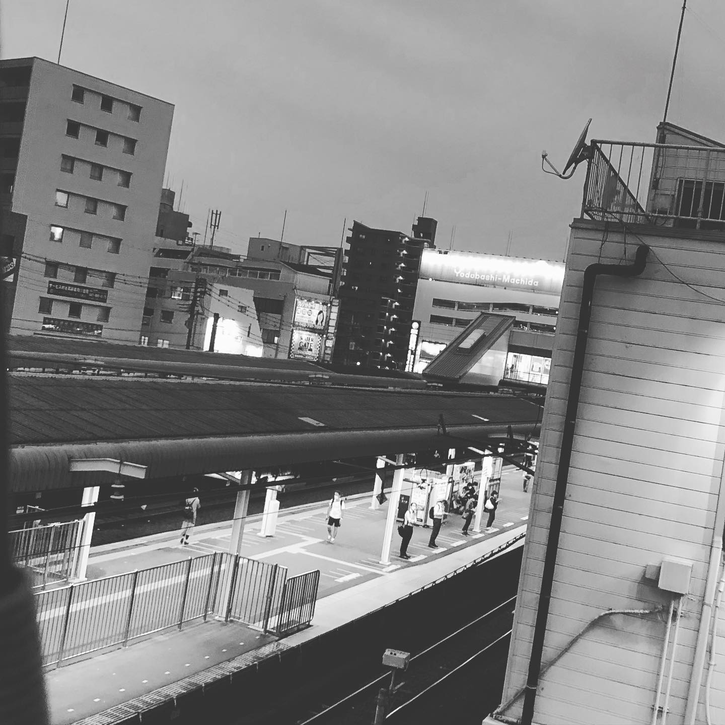 何日かぶりの雨じゃない日🌞本日もお待ちしております️#オタクバー