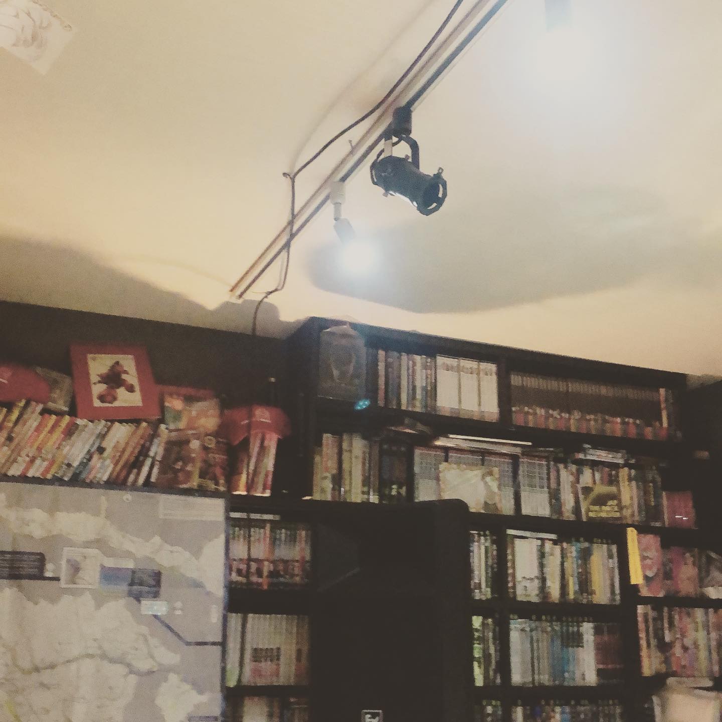 本日もOPEN致しました(*´ω`人)~♬ #オタクバー