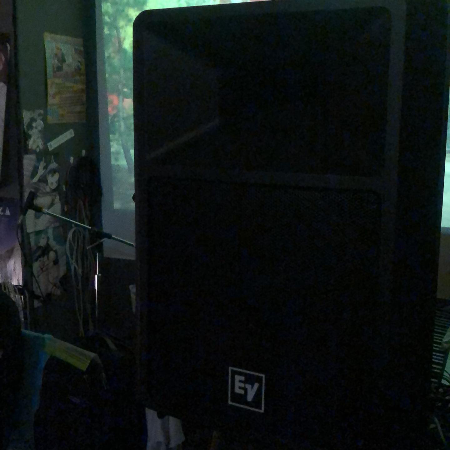 本日もOPEN致しました´･ᴗ･`少し涼しくなった夜もお待ちしております #オタクバー