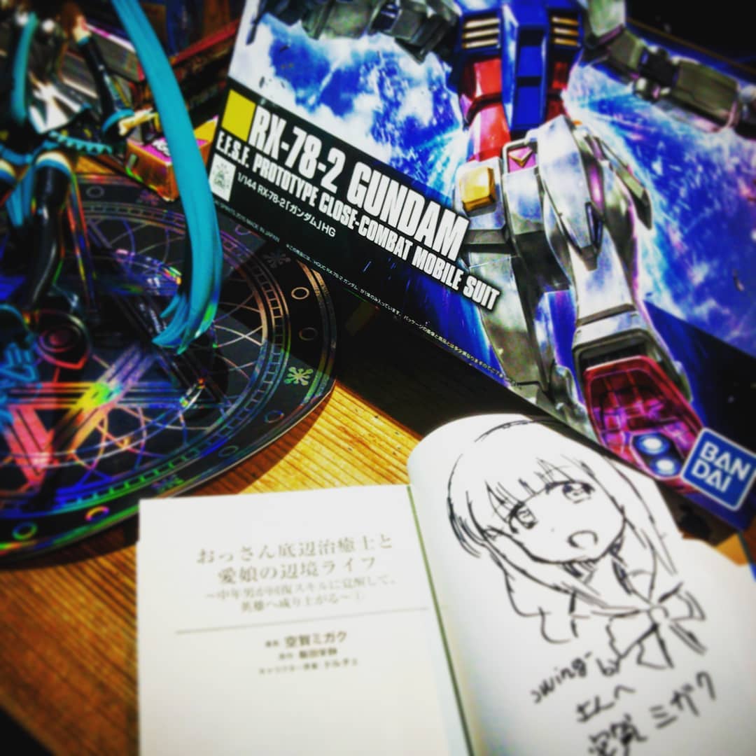 連休終わって雨模様、それでも元気に開店です♪ #オタクバー