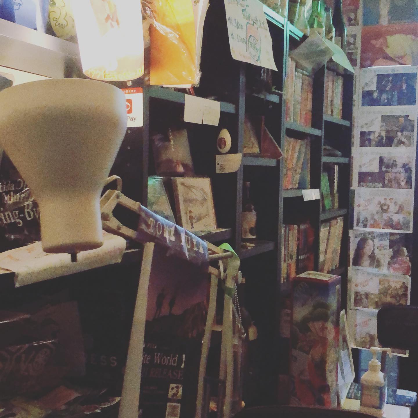 週の真ん中水曜日も元気にOPENです( * ॑꒳ ॑*)⸝⋆。✧♡ #オタクバー