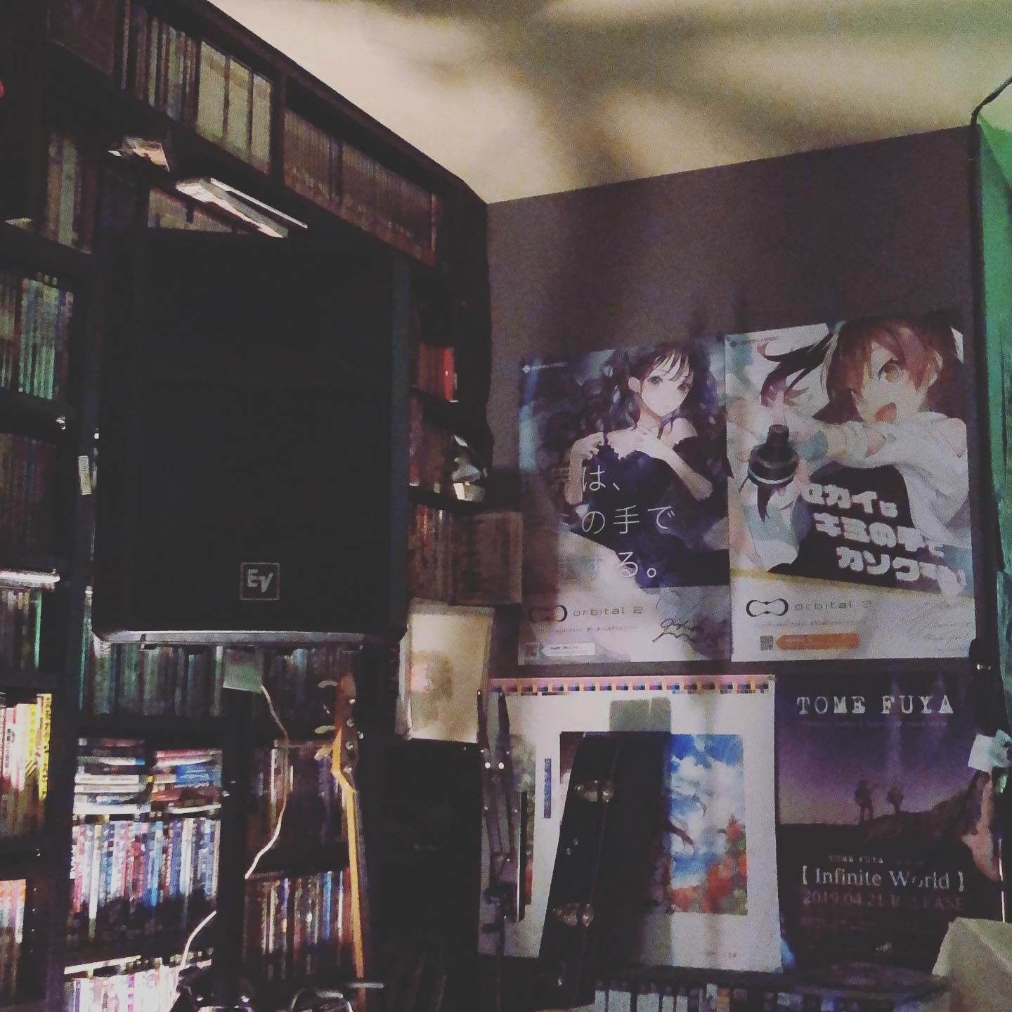 日曜日の夜もスイングバイで1杯いかがでしょうか(* ॑꒳ ॑* )⋆* #オタクバー