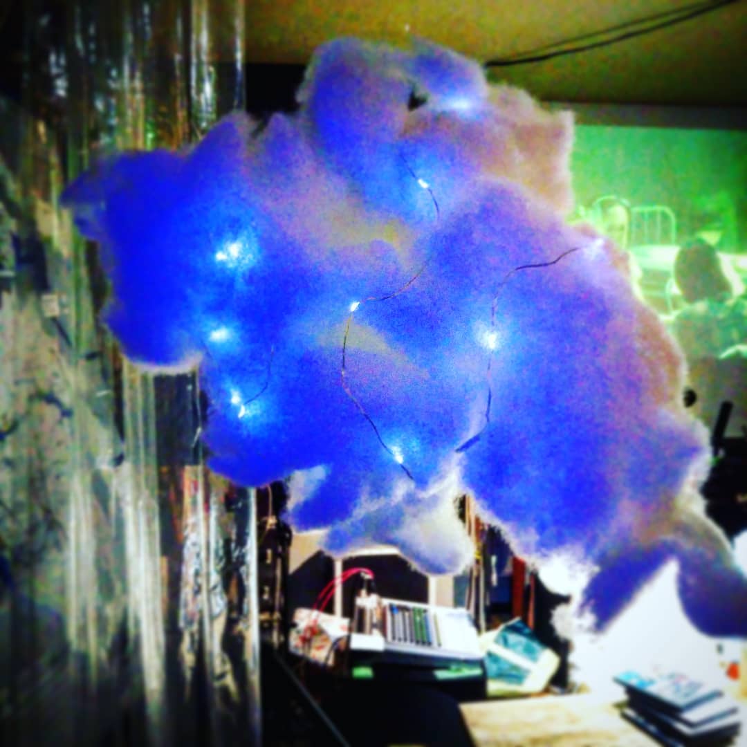 早くも #赤穂浪士 #討ち入り 前夜! 内蔵助と井伊老中のカップリングを夢想しながら開店! #オタクバー