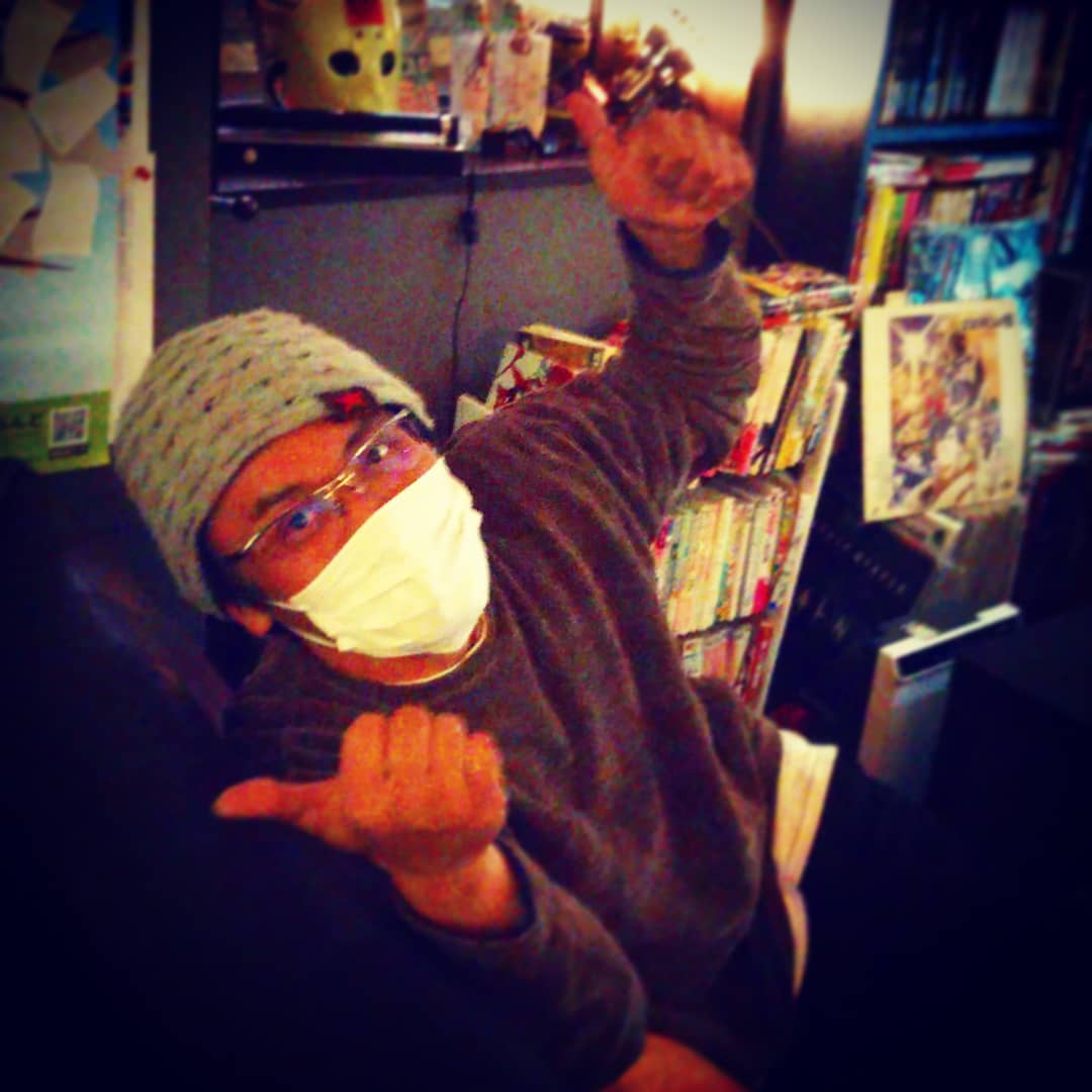 開店してます！　ライブして頂いてる #TOME_FUYA のTOMEさんと #確定申告 の話題で盛り上がってます♪ #オタクバー