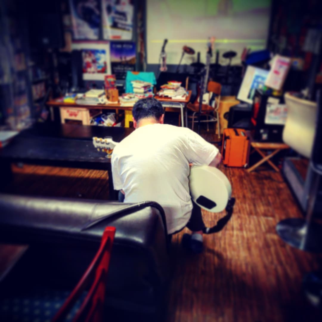 軽音部の活動も再開、今日も回転です♪ #オタクバー