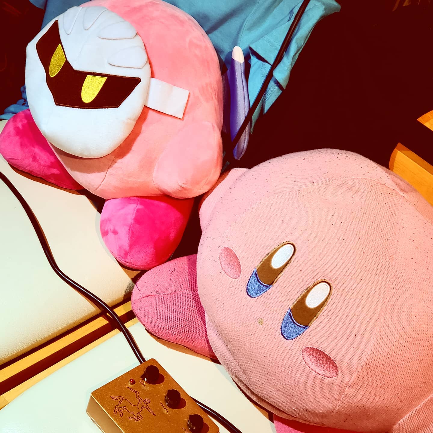 今日もめっちゃ寒いそして週末からまたアイツが始まるようですな……そんな今日も開店です#町田#オタクバー#雷門風太 #杏東ぢーな #毎日カレー