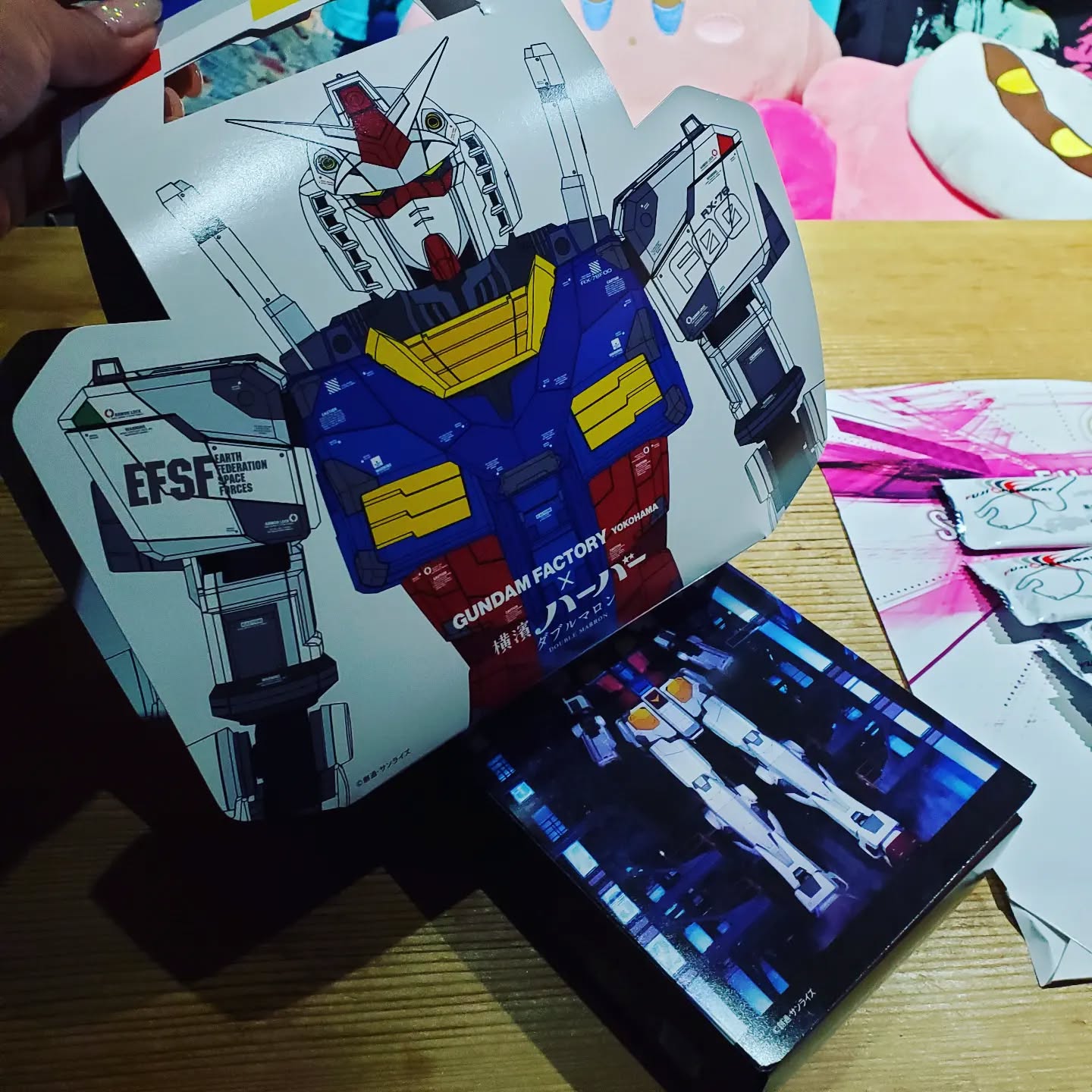早いもんでもう2月!鬼嫁土産のGUNDAMハーバーありますよーマンボウ中は18時開店してます#町田#オタクバー#雷門風太 #杏東ぢーな