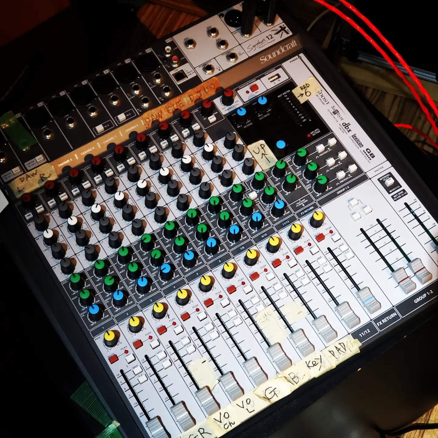 やっと上着のいらない季節になりましたねー️今週も皆さんをおまちしております#町田#オタクバー#雷門風太 #杏東ぢーな