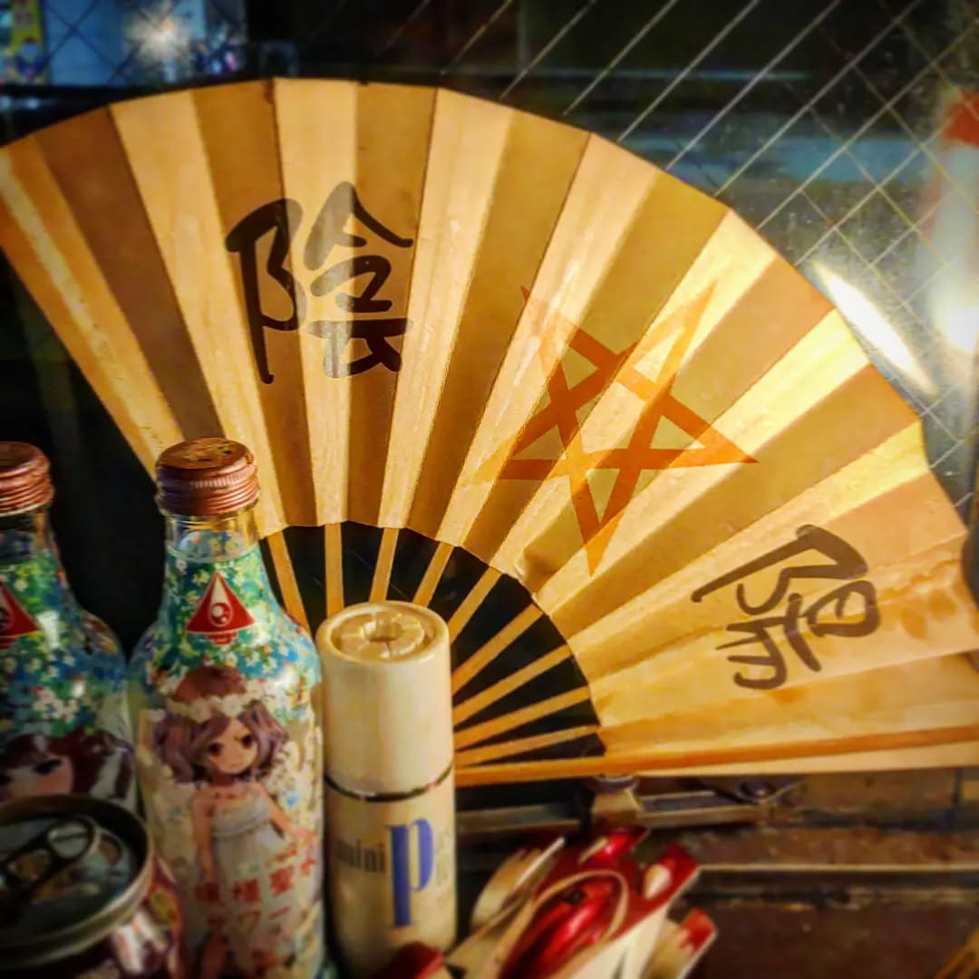 おまたせしました、1時間遅れで回転です♪ #オタクバー