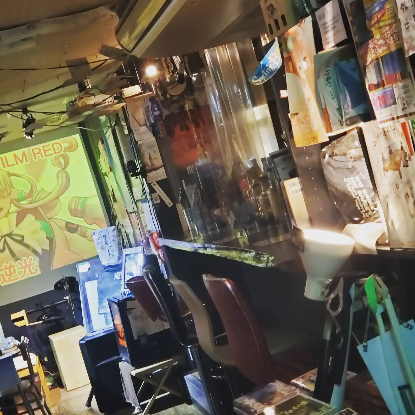 夜は寒くなって来ましたね暖かくしてお出掛け下さいませ#オタクバー #町田 #杏東ぢーな #雷門風太 #水木はポイント2倍