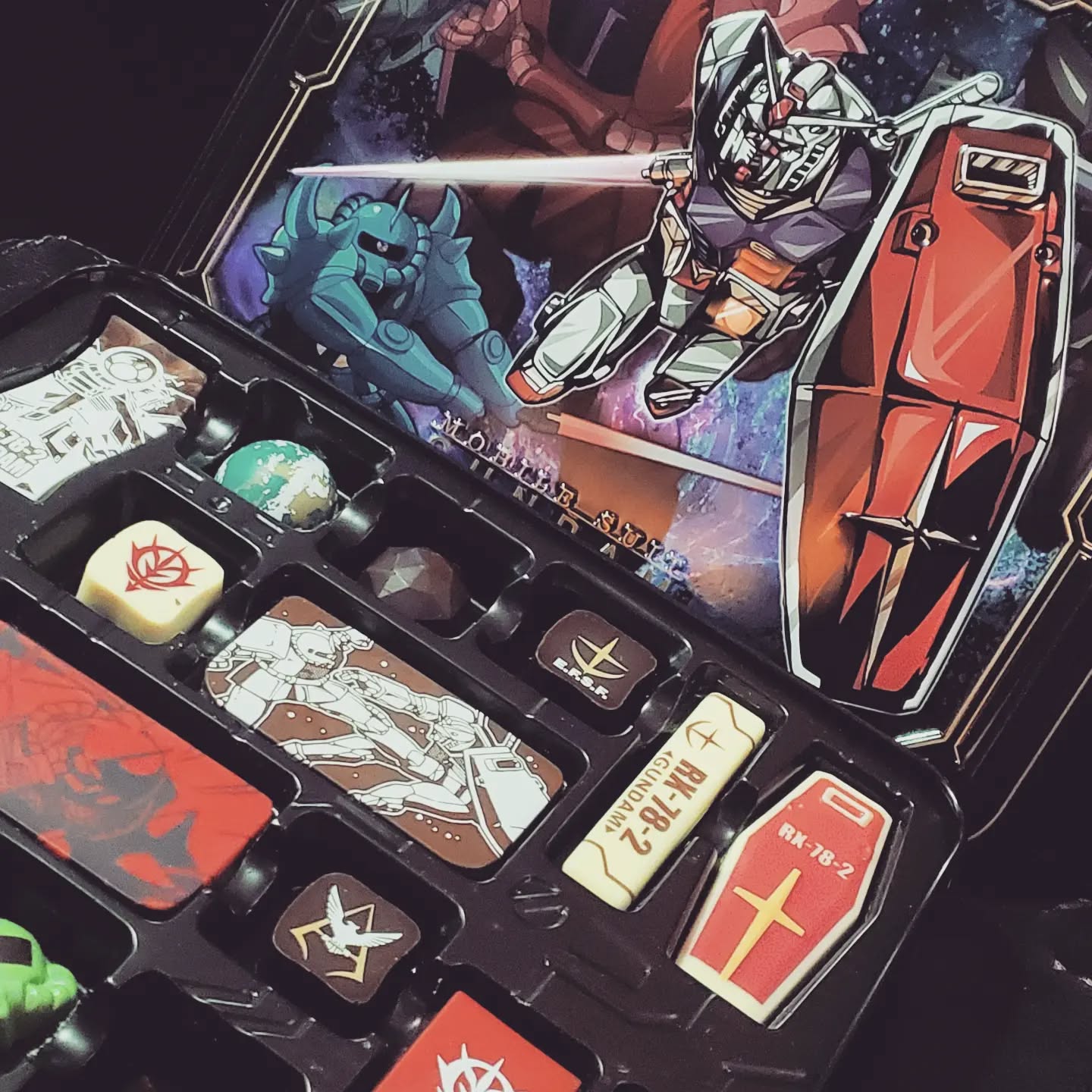 お土産のチョコレート!カッコいい#オタクバー #町田 #杏東ぢーな #雷門風太 #U25割 #はじめての女性は1杯無料