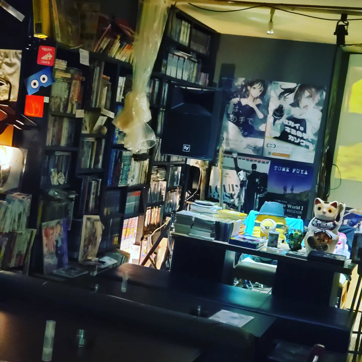 数分だけの吹雪にびっくりしました!月末週末も皆様のお越しをお待ちしております!#オタクバー #町田 #杏東ぢーな #雷門風太 #U25割 #はじめての女性は1杯無料