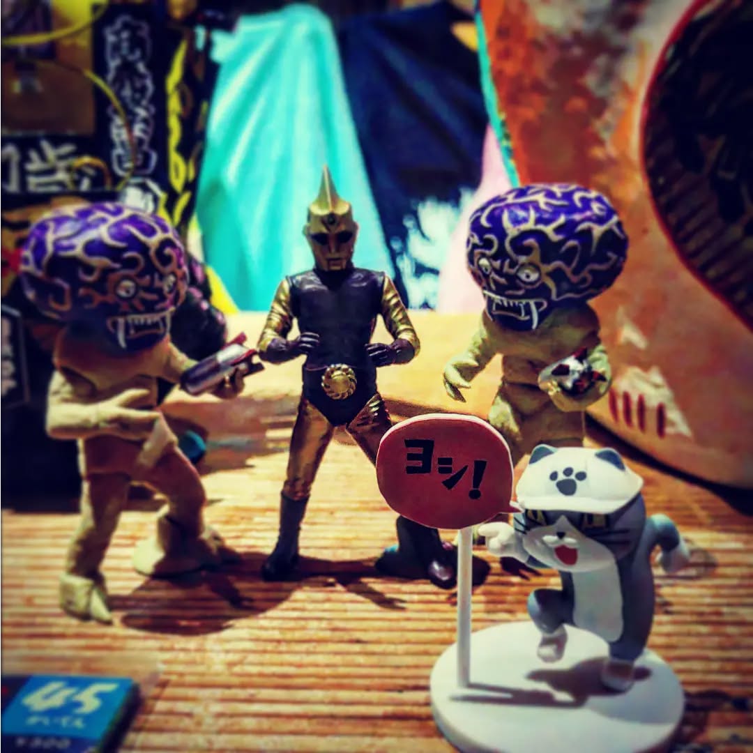 ヨシ! 確認したらお店で乾杯♪ #オタクバー