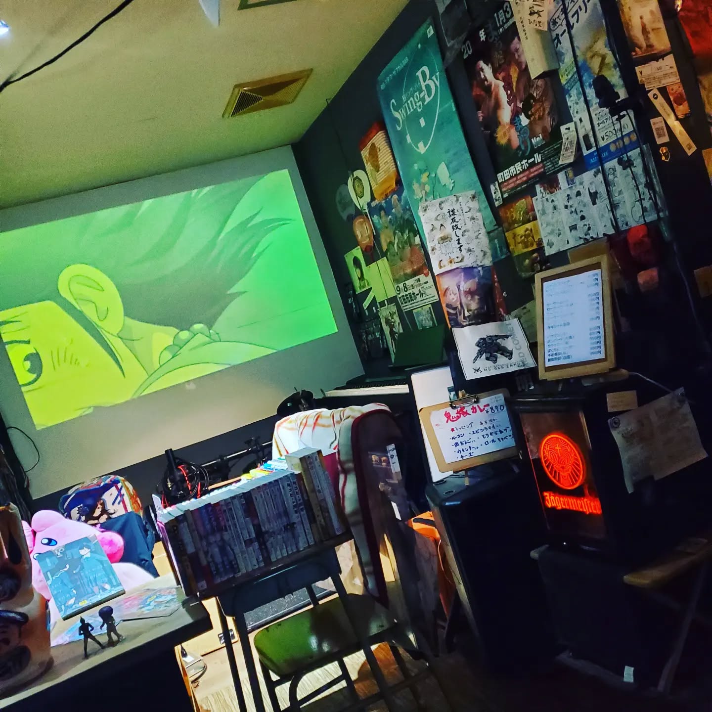 2月ももう終わり。早いですねぇ!春もすぐそこです今日も開店しております#オタクバー #町田 #杏東ぢーな #雷門風太 #日曜営業 #U25割 #はじめての女性は1杯無料