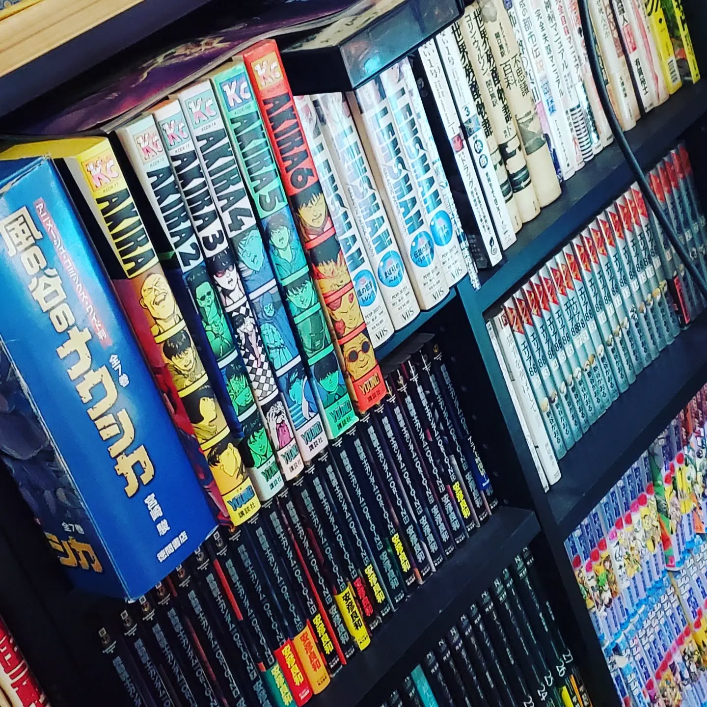 今日は夕立もう少ししたら雨も止みそうです!皆様のお越しをお待ちしております#オタクバー #町田 #杏東ぢーな #雷門風太 #日曜営業 #U25割 #はじめての女性は1杯無料